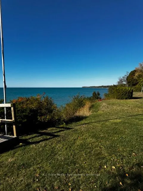 72163 Lakeshore Drive, ON N0M 2T0