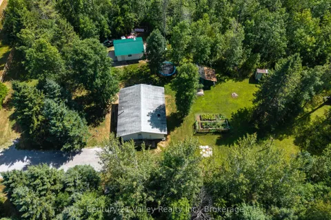 14300 60 Highway, ON K0J 1X0