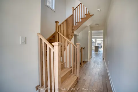 20 Stanley Leitch Drive, ON N0B 1T0