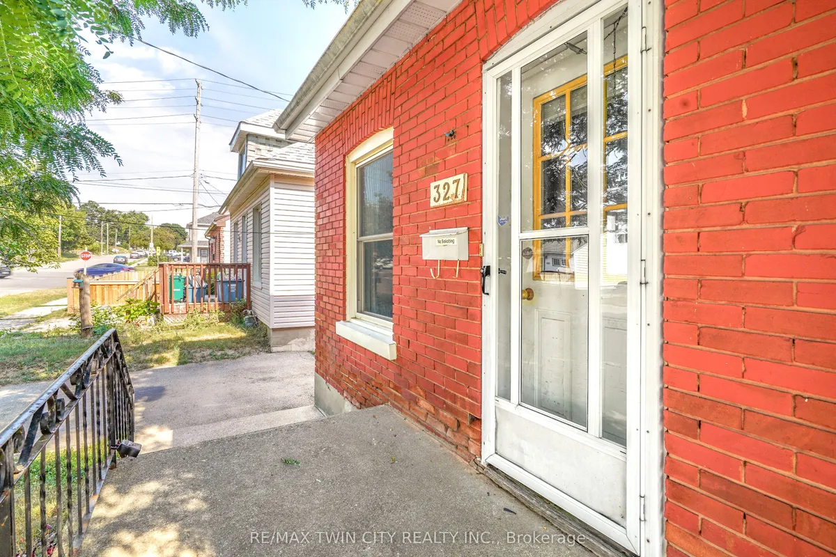 327 Sheridan Street, ON N3S 4R8