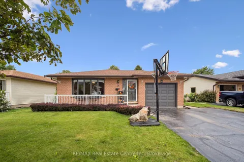 7 Eastview Drive, ON N0G 1A0