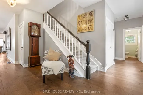 12 Northview Street, ON K0M 1G0