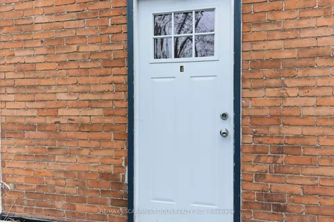 180 Ontario Street, ON L2R 5K9