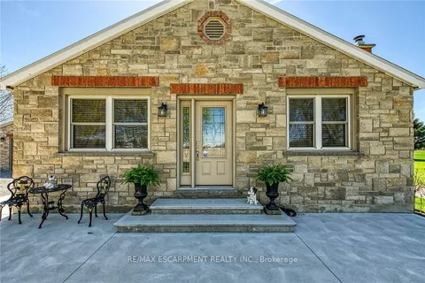 1866 THOMPSON Road, ON N0A 1Y0