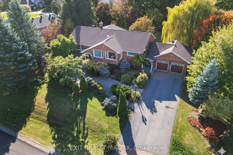 1100 Moffatt Drive, ON K4C 1B7