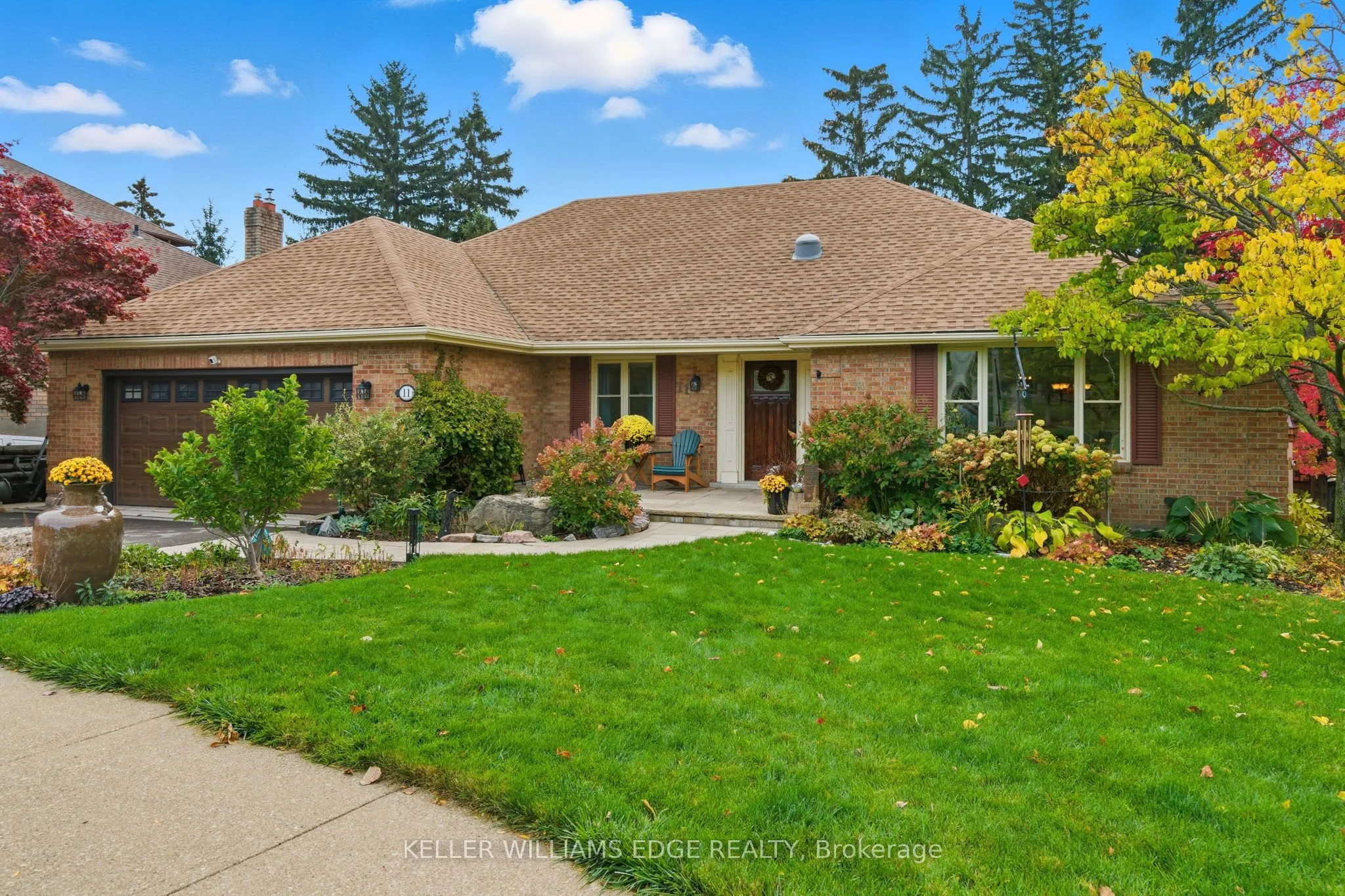 11 Mays Crescent, ON L0R 2H4