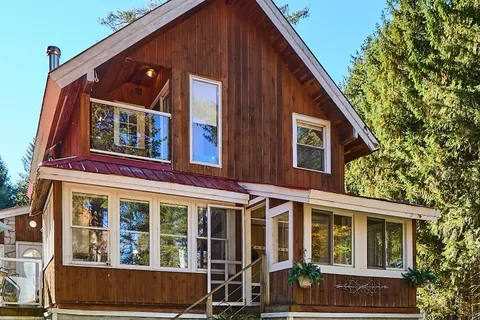 322 Balsam Chutes Road, ON P0B 1L0