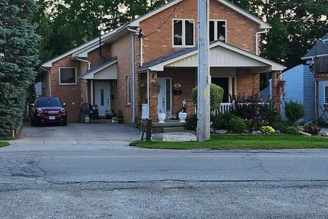 62 Talbot Street, ON N5P 1A4