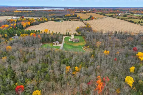 665 Drummond 5b Concession, ON K7H 3C8