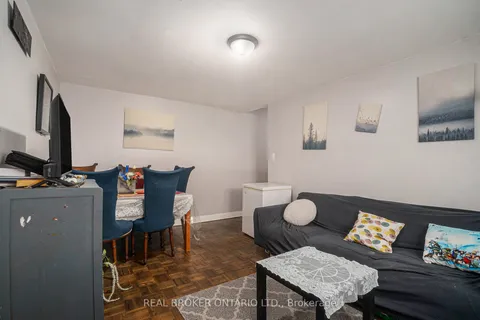 295 St. Andrew Street, ON K1N 5G8