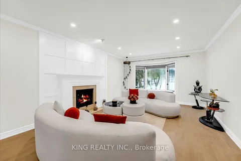 16 Meander Close, ON L0R 1H1