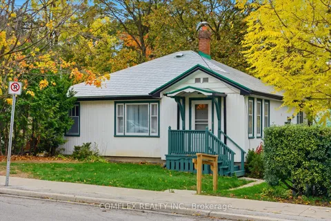 68 Cambridge Street, ON K9E 4V1