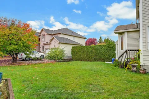 356 West Ridge Drive, ON K2S 2G8