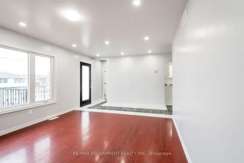 132 Franklin Avenue, ON L3K 4A5