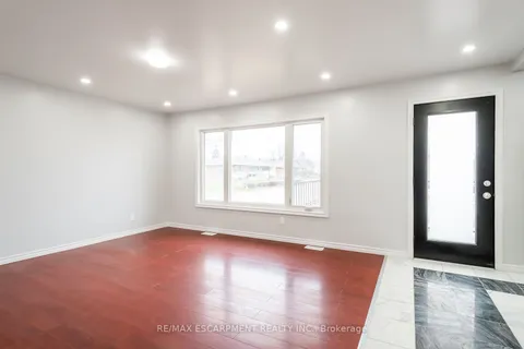 132 Franklin Avenue, ON L3K 4A5