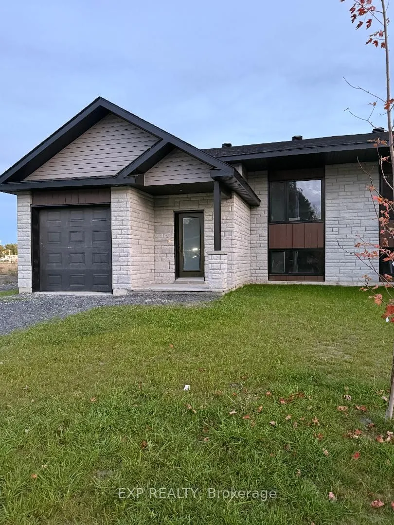 24 S Beech Street, ON K0C 1N0