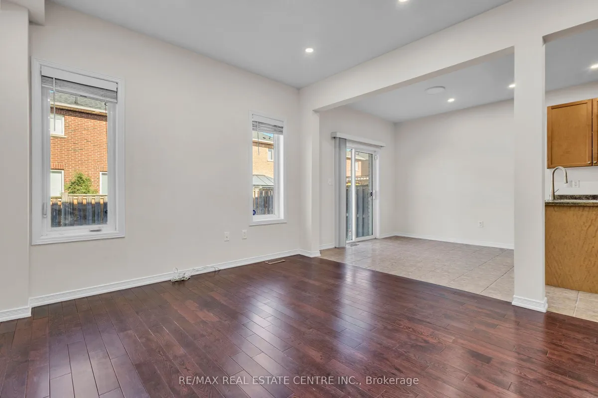 86 Glendarling Crescent, ON L8E 0B1