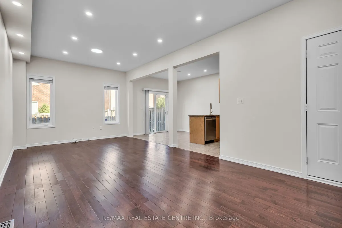 86 Glendarling Crescent, ON L8E 0B1