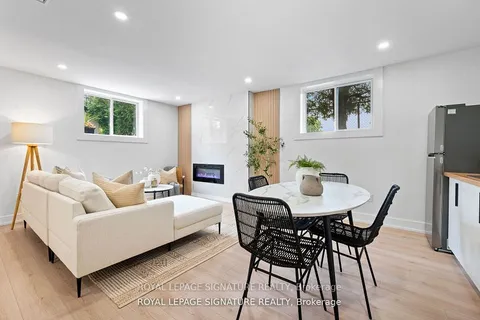 105 Lilacside Drive, ON L8V 2L8