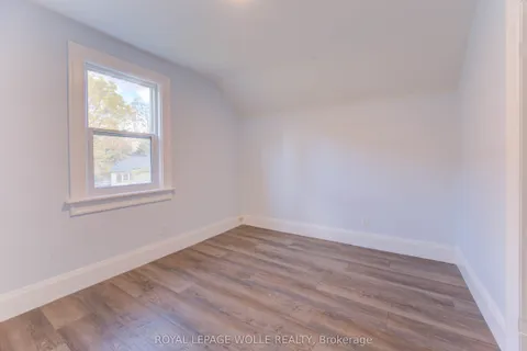 86 Albert Street, ON N2L 3S7