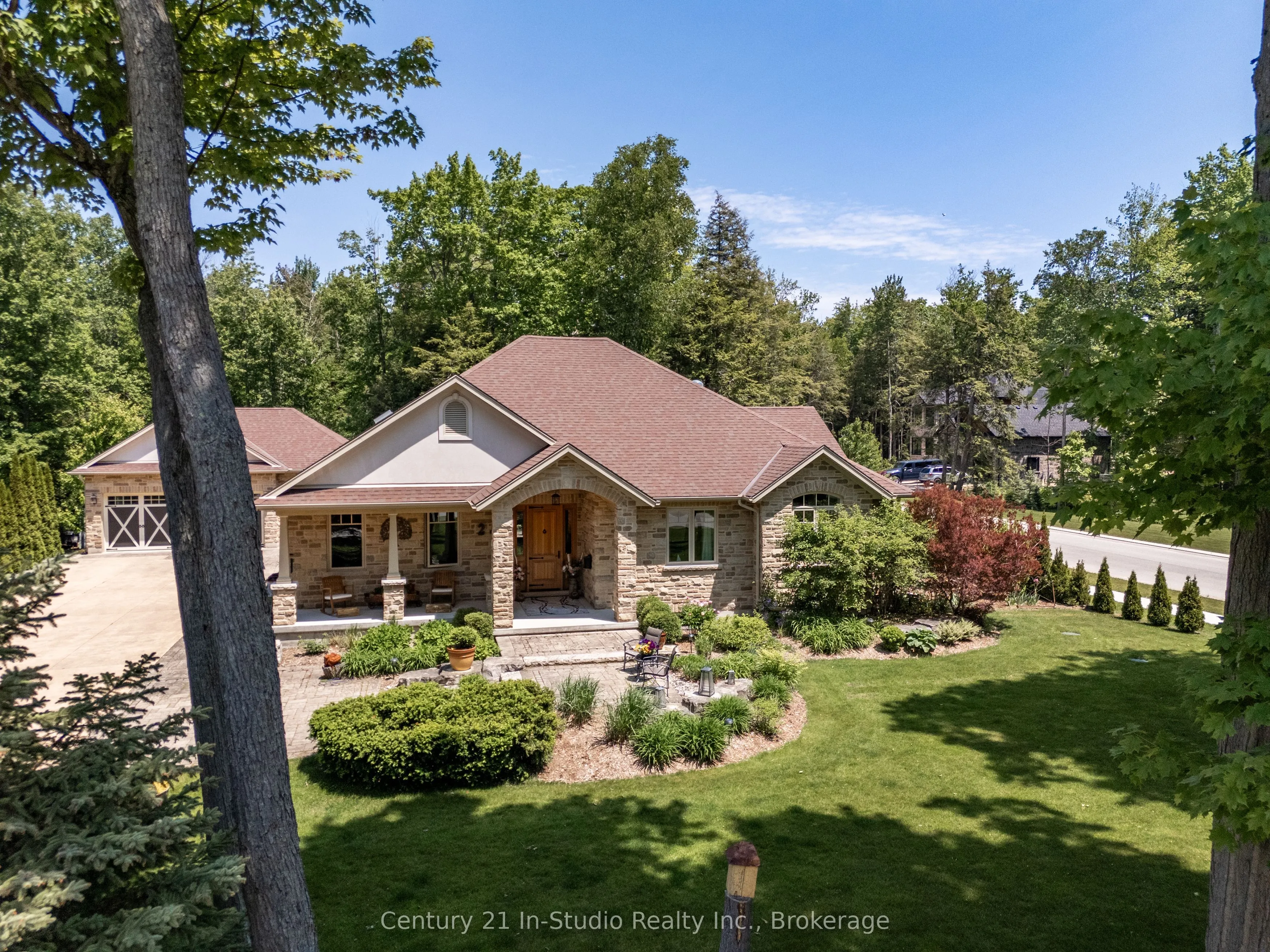 27 Carter Drive, ON N0H 2C6