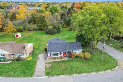 64 Brookview Place, ON K6V 4P6