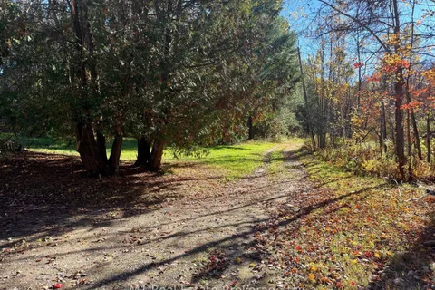 27 Chain Of Lakes Road, ON P0C 1H0