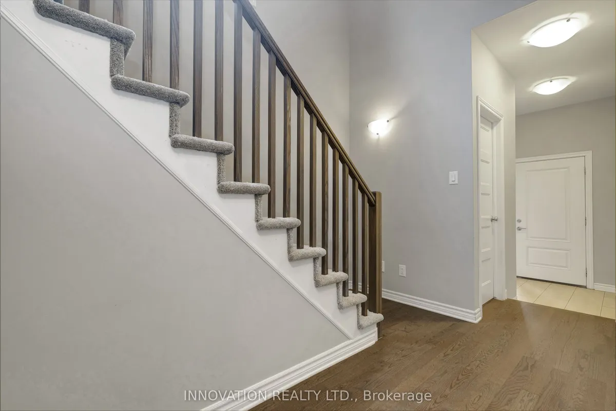 322 Fergus Crescent, ON K2J 5S4