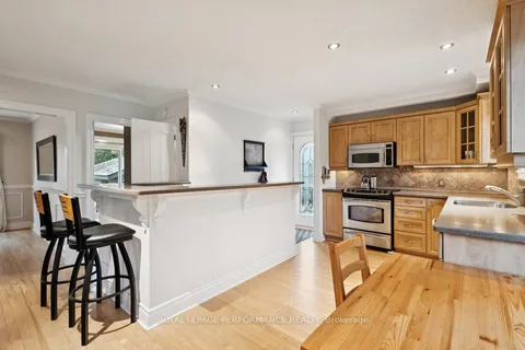 1834 Russell Road, ON K1G 1L5