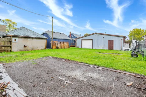 134 Frazer Street, ON L3K 1E5