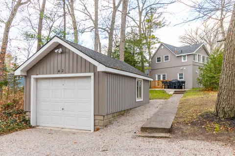 42 SHORELINE Drive, ON N0M 1T0