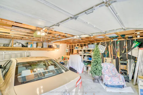 118 Robinson Avenue, ON K1N 8P1