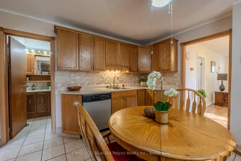 733 Morin Street, ON P1B 5S1