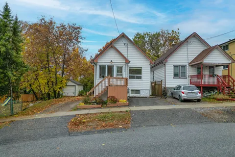 733 Morin Street, ON P1B 5S1