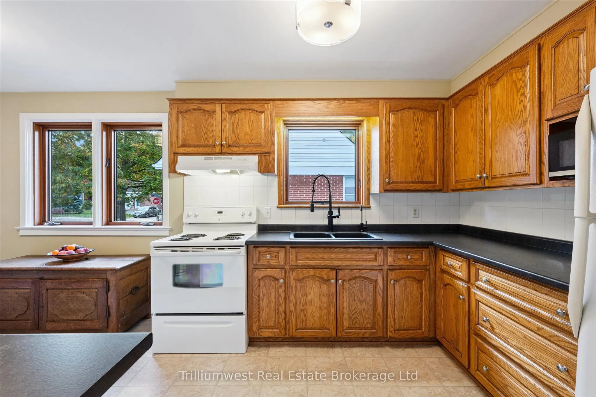 4 Balsarroch Place, ON N1E 3J5