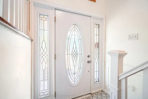 57 Ashgrove Avenue, ON N3R 6E3