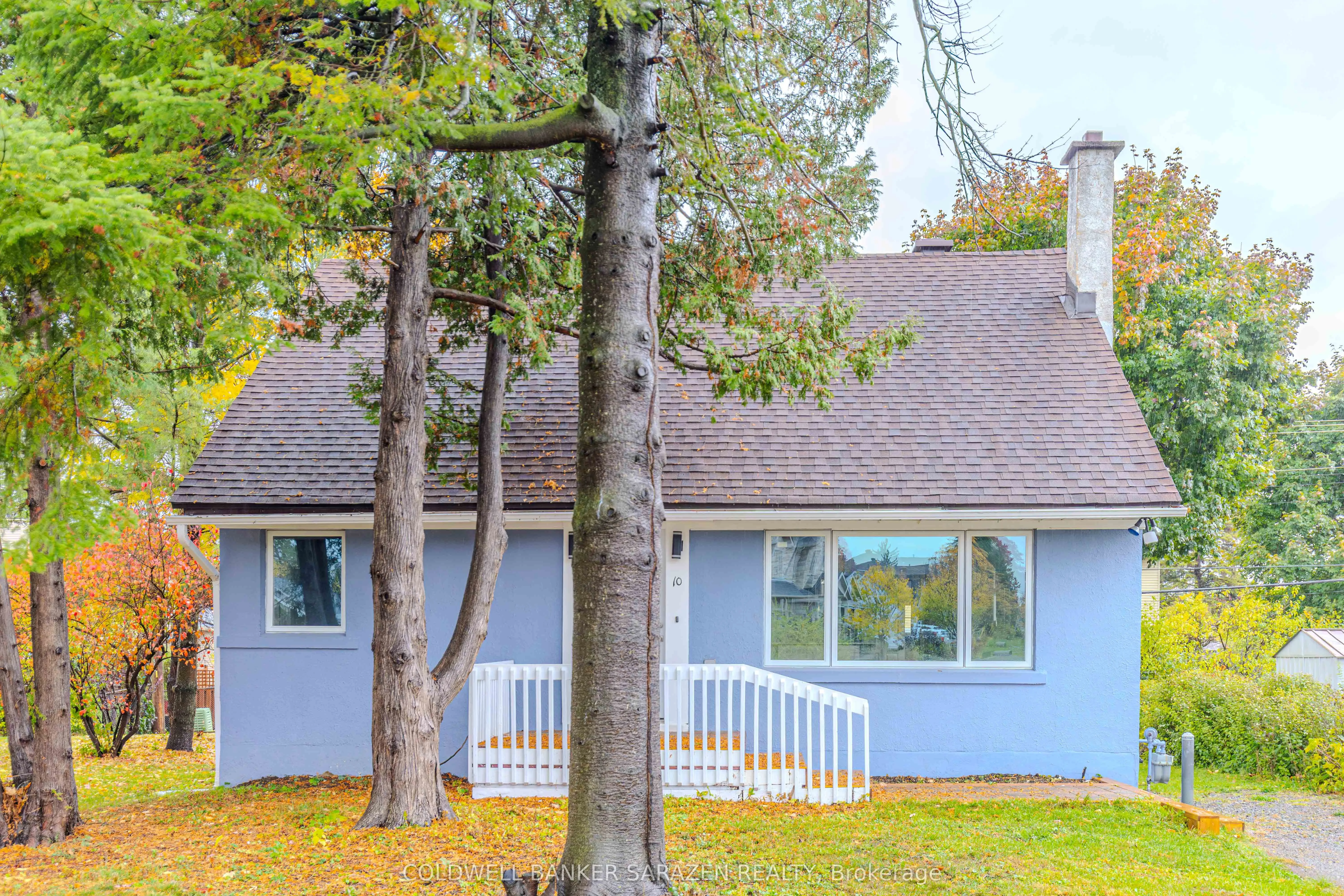 10 Argue Drive, ON K2E 6S1