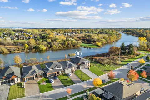 252 Colbeck Drive, ON L3C 0B4