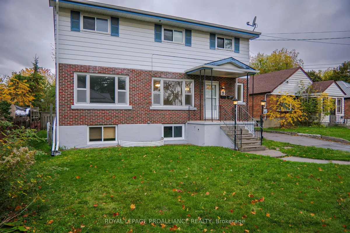 8 Reynolds Crescent, ON K8P 2W7