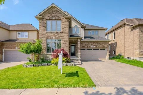 78 Dolman Street, ON N0B 1M0