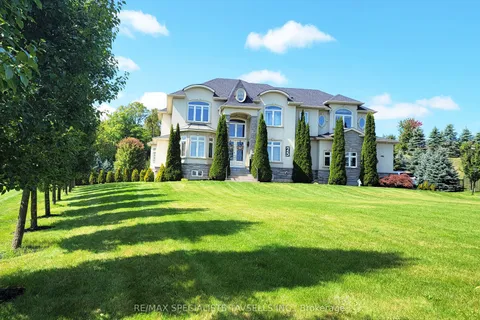 25 Brookhaven Crescent, ON L9W 7L9