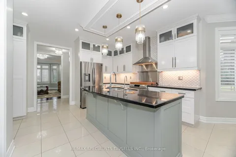 25 Brookhaven Crescent, ON L9W 7L9