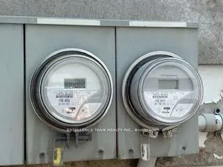 320+322 Andre Avenue, ON K6J 3A1