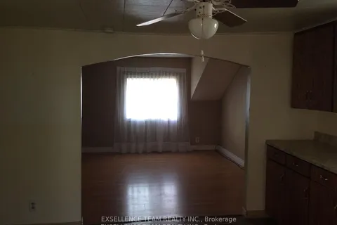 320+322 Andre Avenue, ON K6J 3A1