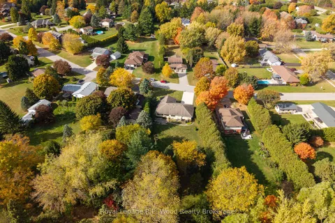 39710 Shady Lane Crescent, ON N5P 3T2