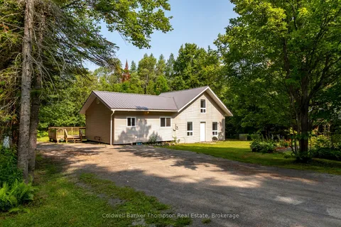 1980 Lone Pine Drive, ON P0B 1L0