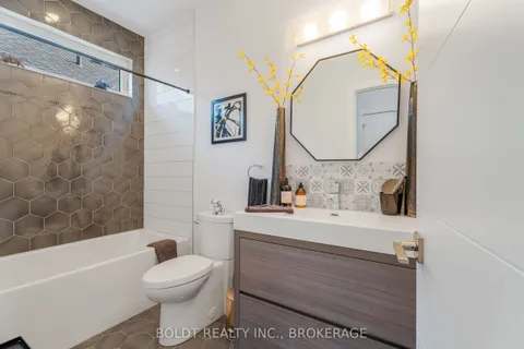 75 PARKSIDE Drive, ON L2M 0B2