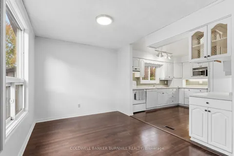 26 October Place, ON N3R 7B4