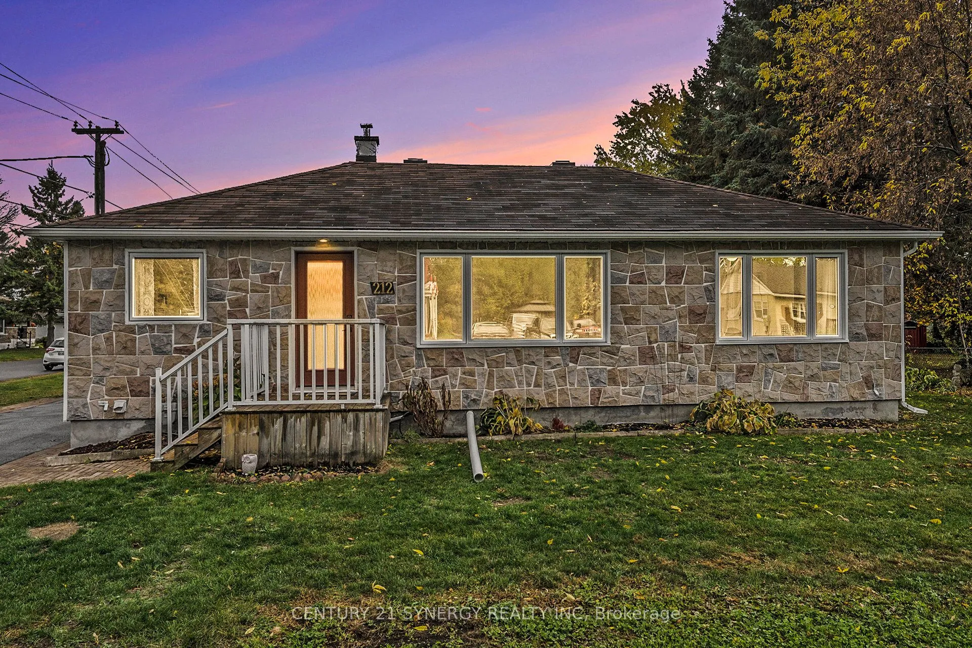 212 MALEY Street, ON K0G 1J0