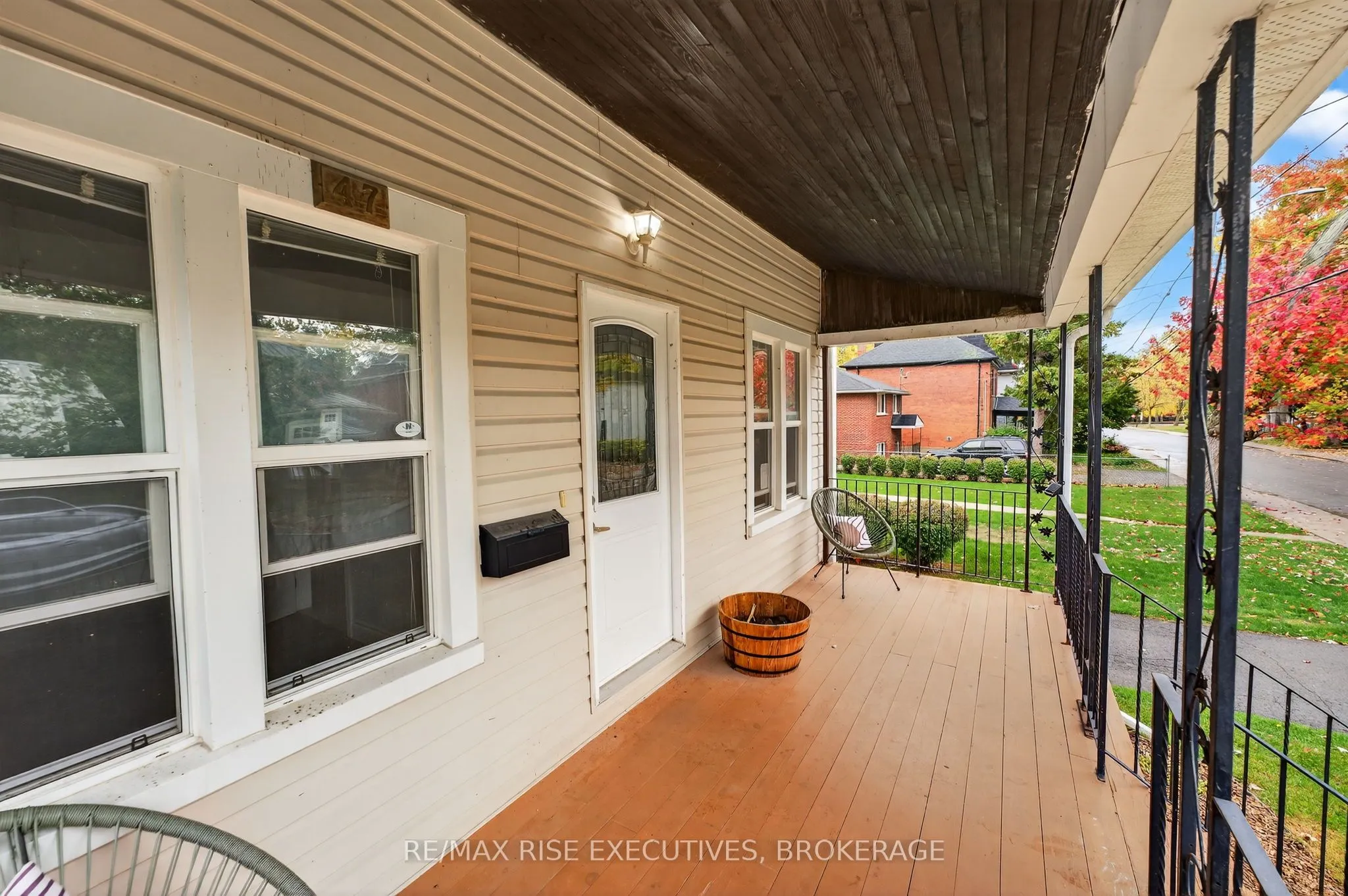 47 Livingston Street, ON K7L 4L1